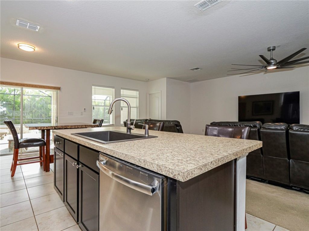 702 Carnation Drive, Sebastian, FL 32958 Photo