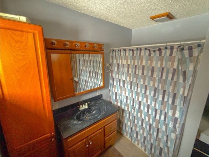 60883 Us-36, Newcomerstown, OH 43832 Photo 13