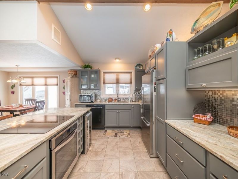 6942 Woodwalk Drive, Brecksville, OH 44141 Photo 16