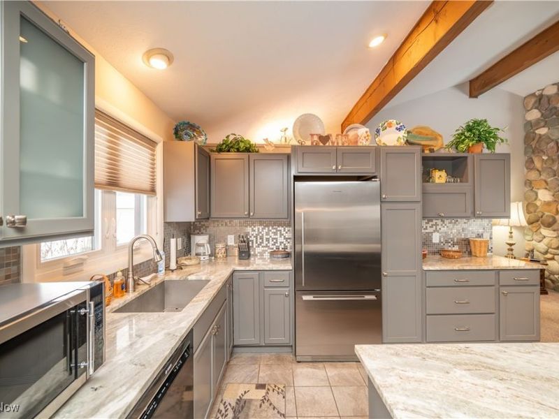 6942 Woodwalk Drive, Brecksville, OH 44141 Photo 17