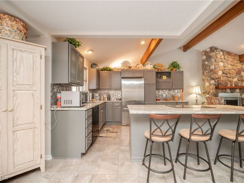 6942 Woodwalk Drive, Brecksville, OH 44141 Photo 18