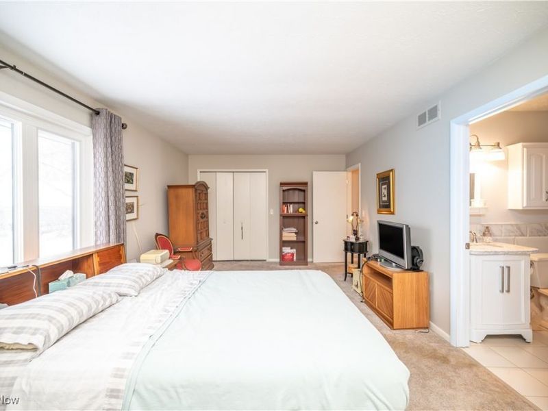 6942 Woodwalk Drive, Brecksville, OH 44141 Photo 26