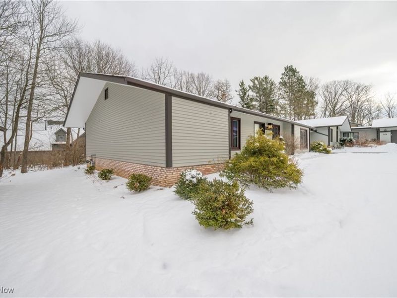 6942 Woodwalk Drive, Brecksville, OH 44141 Photo 34