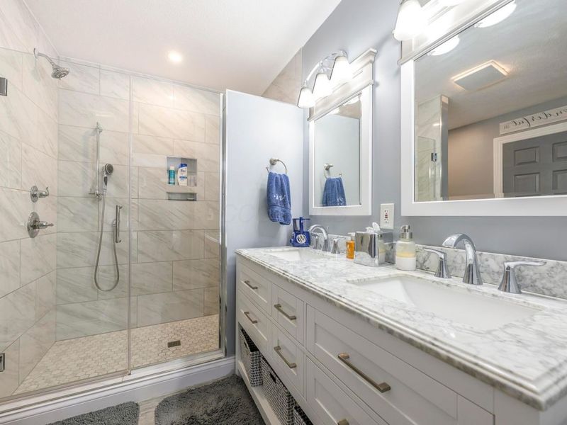 1447 Hickory Gate Drive, Marysville, OH 43040 Photo 17