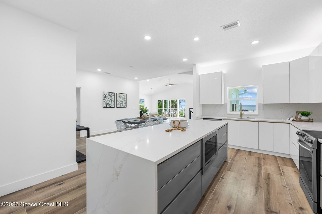 1313 Worth Court Ne, Palm Bay, FL 32905 Photo