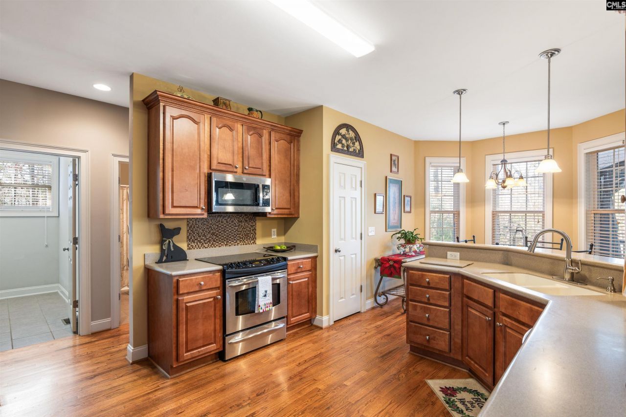 1301 Camping Road Photo 12