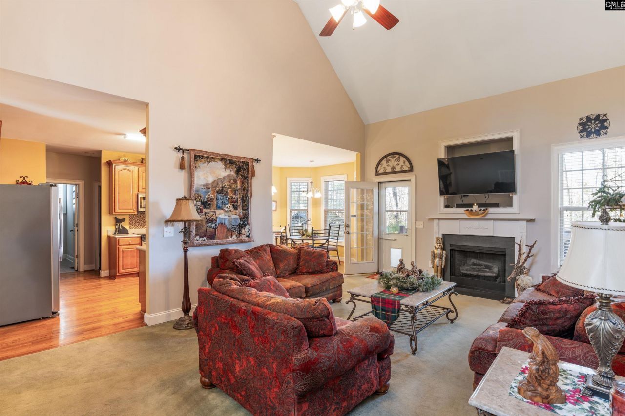 1301 Camping Road Photo 8