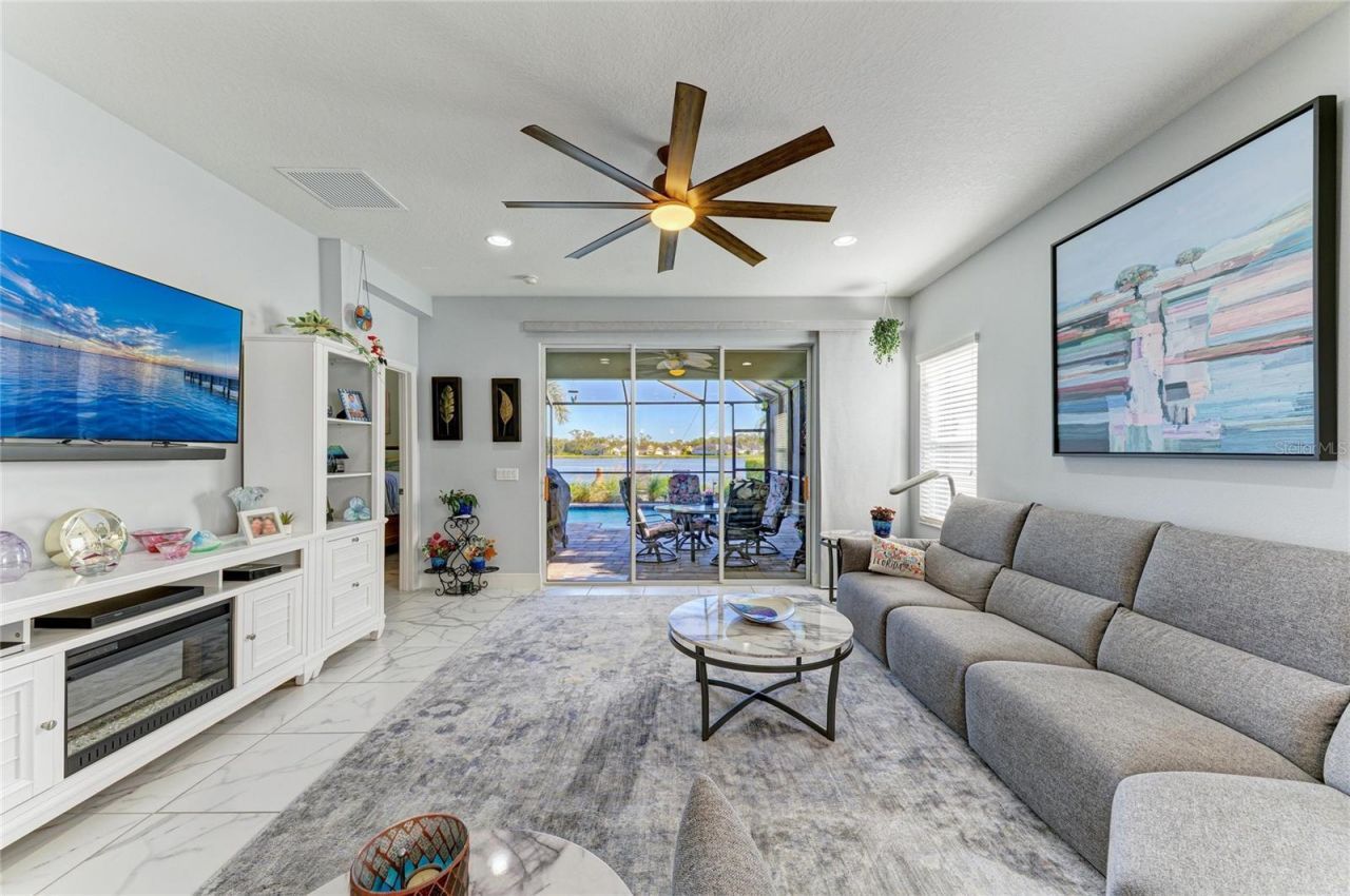 7735 Ridgelake Circle, Bradenton, FL 34203 Photo