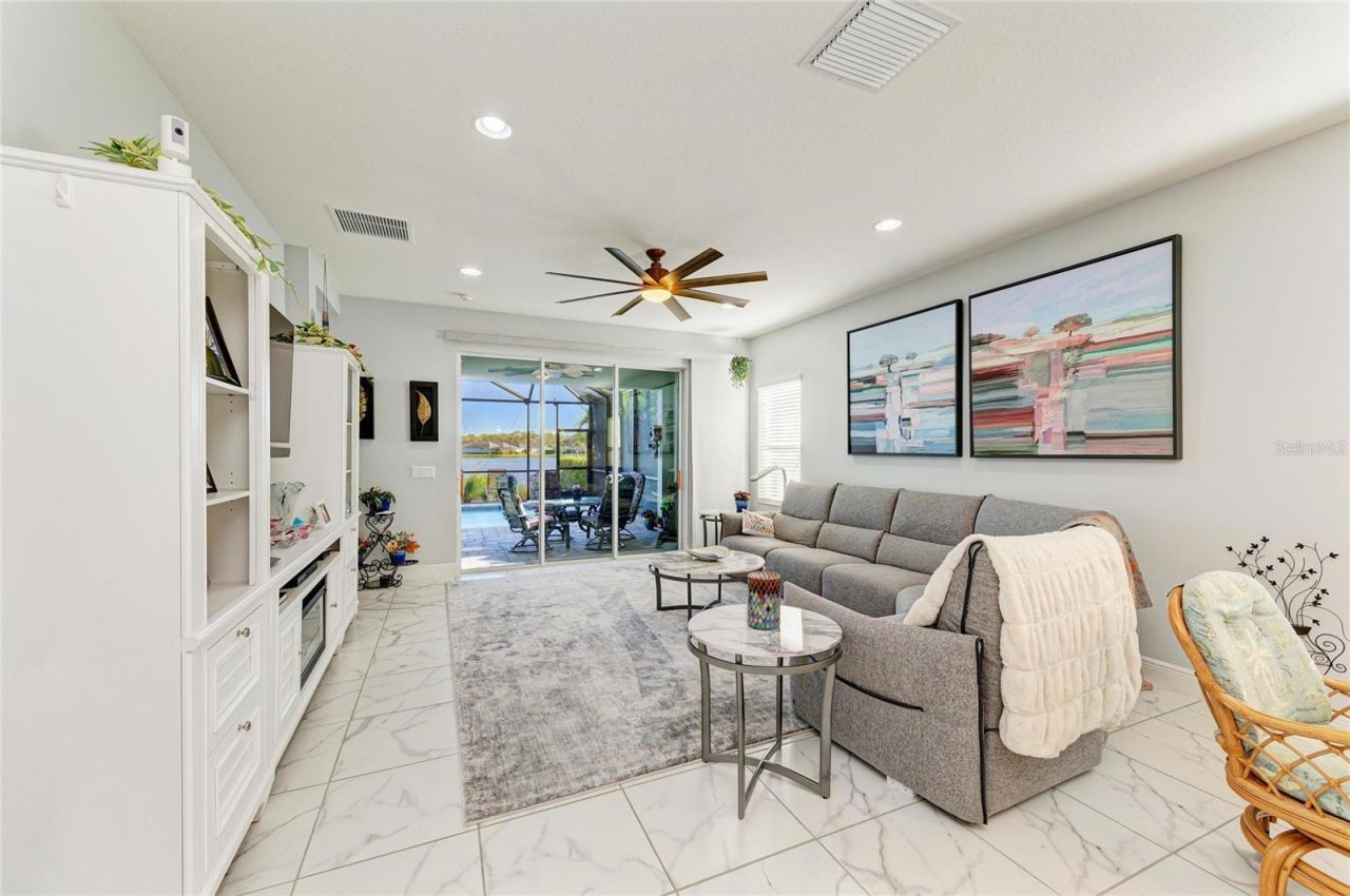 7735 Ridgelake Circle, Bradenton, FL 34203 Photo