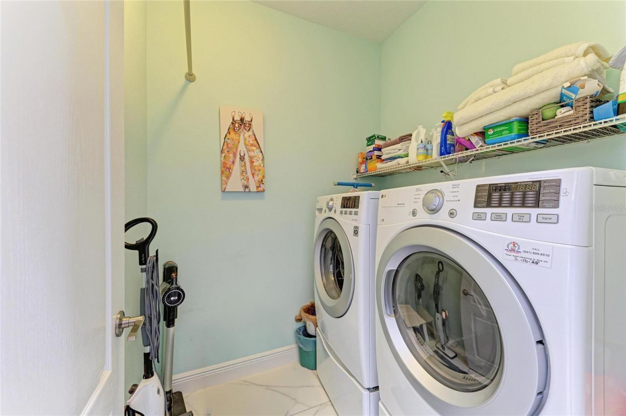 7735 Ridgelake Circle, Bradenton, FL 34203 Photo