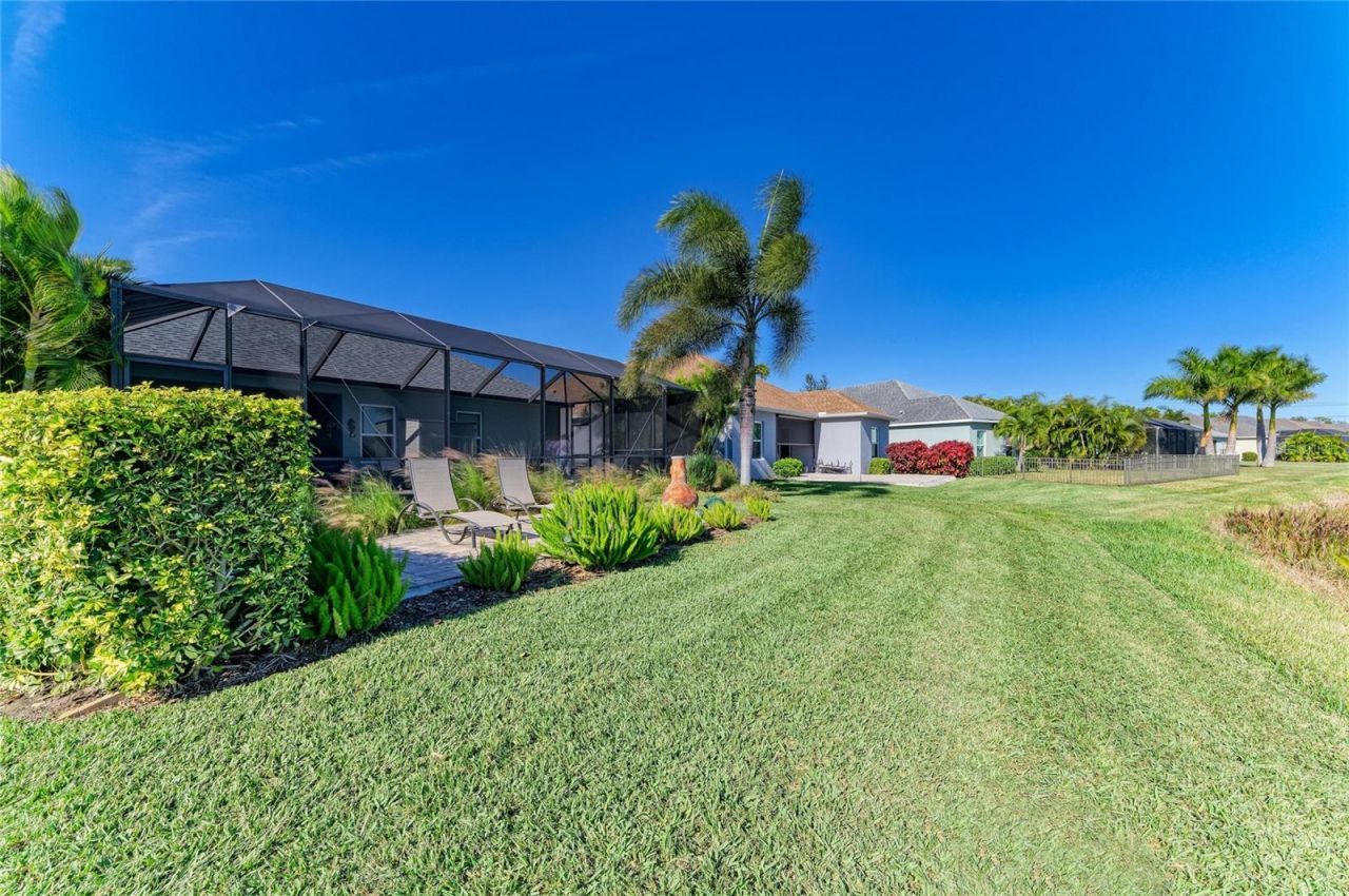 7735 Ridgelake Circle, Bradenton, FL 34203 Photo