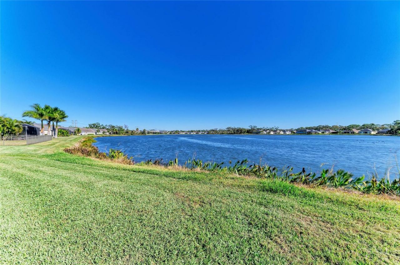 7735 Ridgelake Circle, Bradenton, FL 34203 Photo