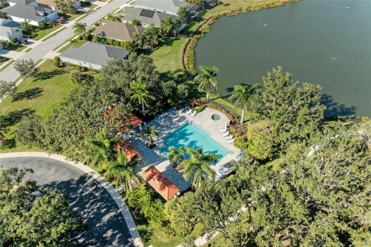 7735 Ridgelake Circle, Bradenton, FL 34203 Photo