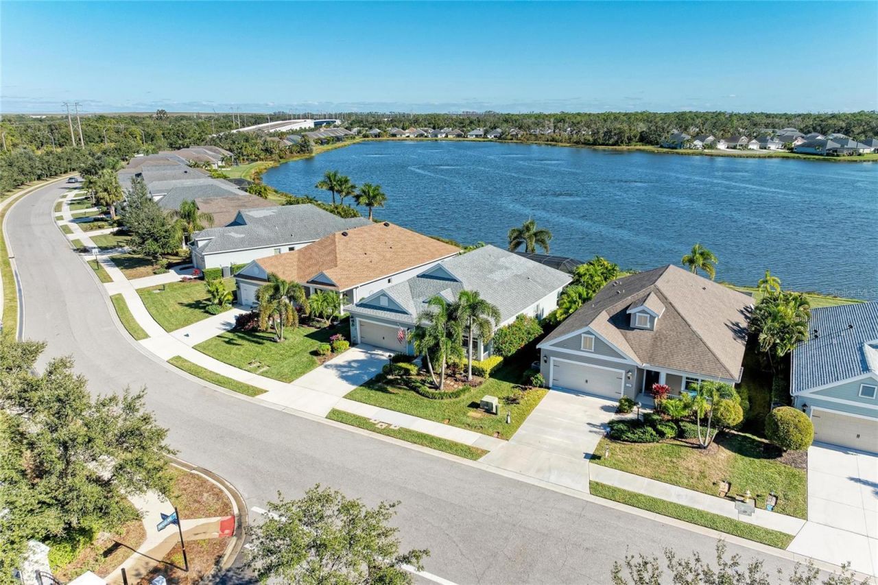 7735 Ridgelake Circle, Bradenton, FL 34203 Photo