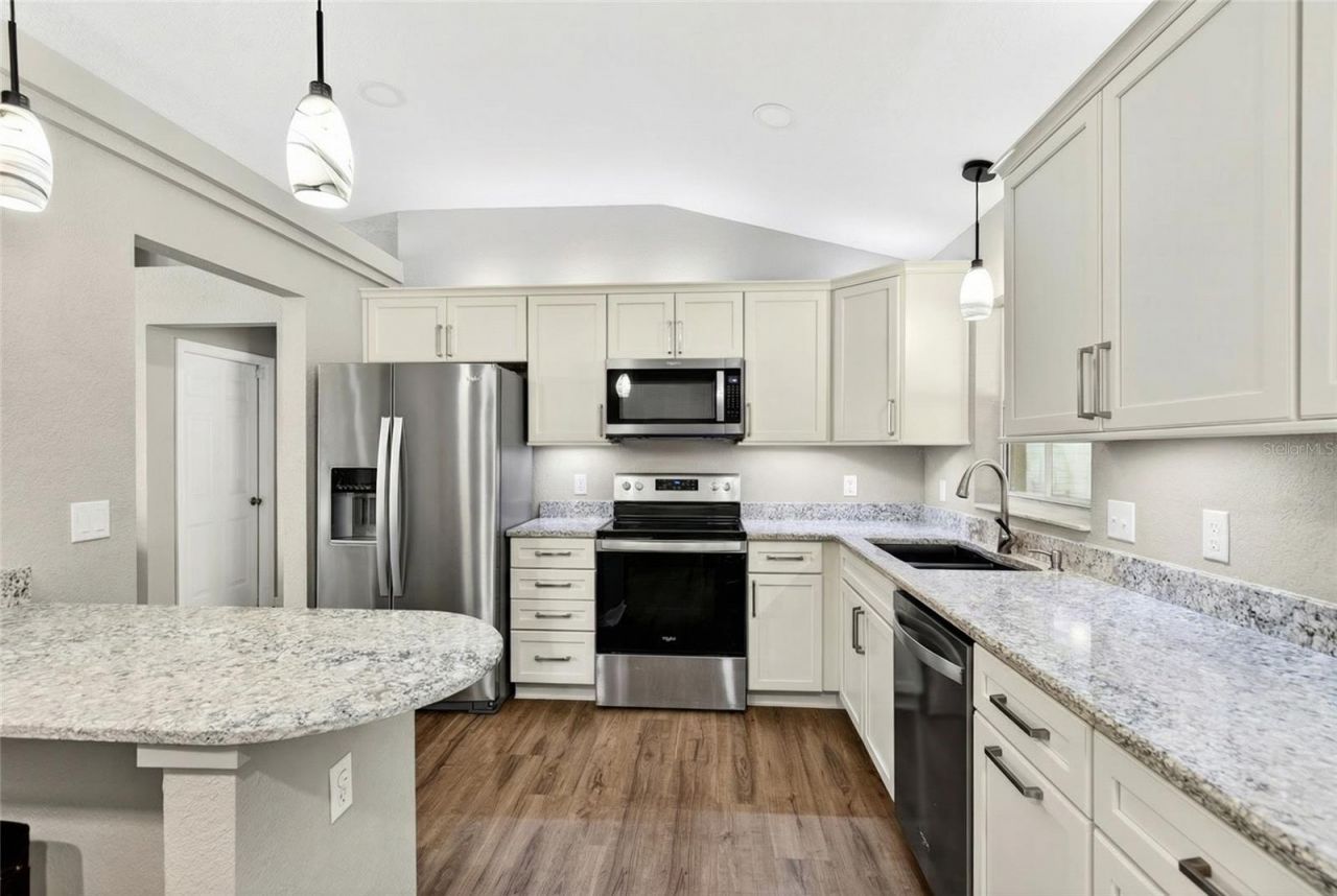 902 NE 130th Terrace, Silver Springs, FL 34488 Photo