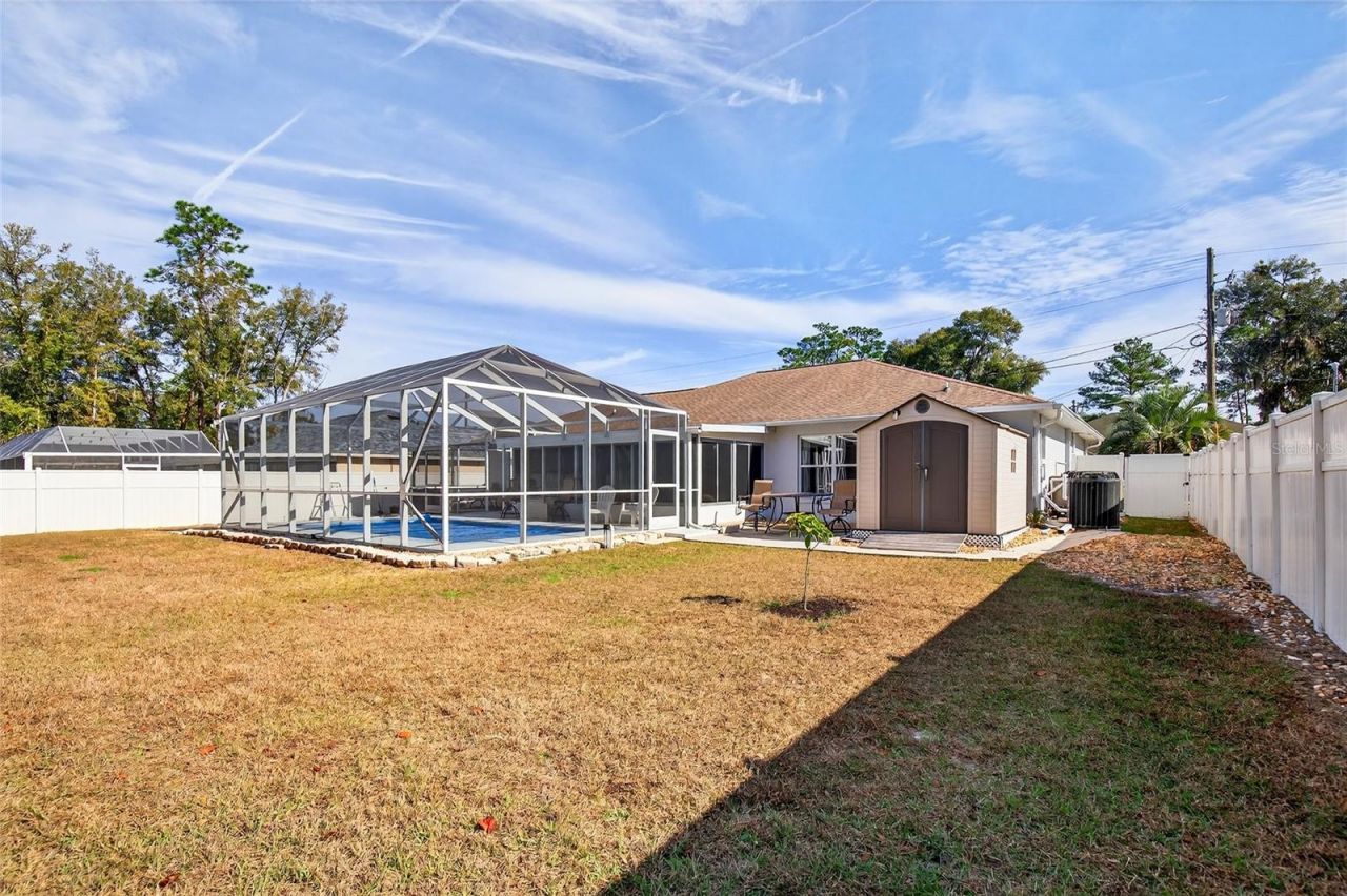 902 NE 130th Terrace, Silver Springs, FL 34488 Photo