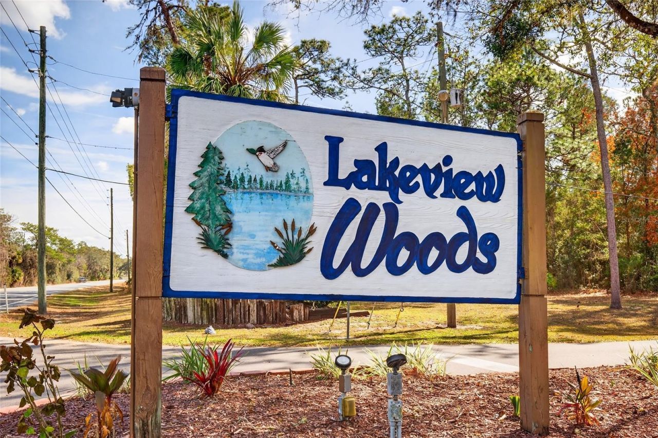 902 NE 130th Terrace, Silver Springs, FL 34488 Photo