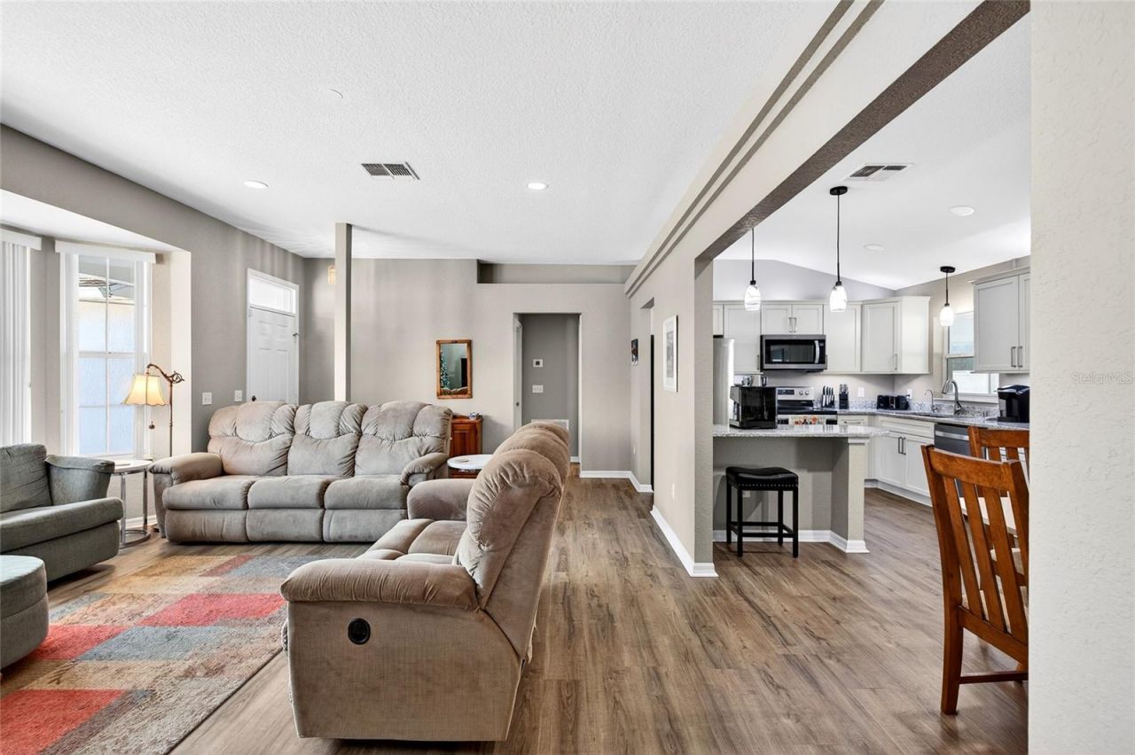 902 NE 130th Terrace, Silver Springs, FL 34488 Photo