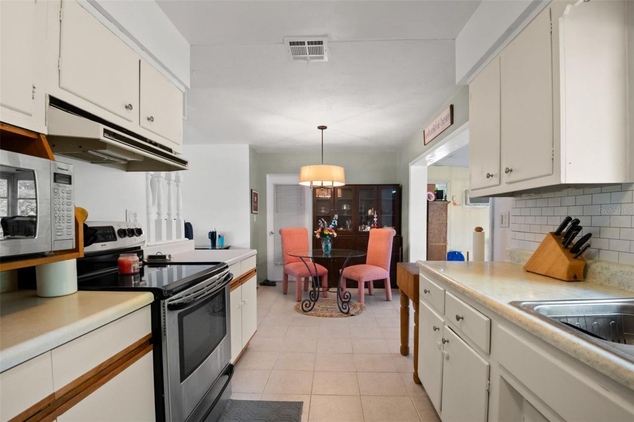 5637 24th Terrace N, Saint Petersburg, FL 33710 Photo