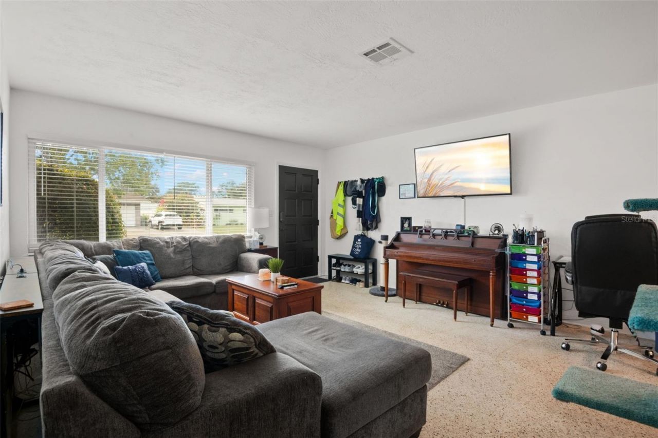 5637 24th Terrace N, Saint Petersburg, FL 33710 Photo