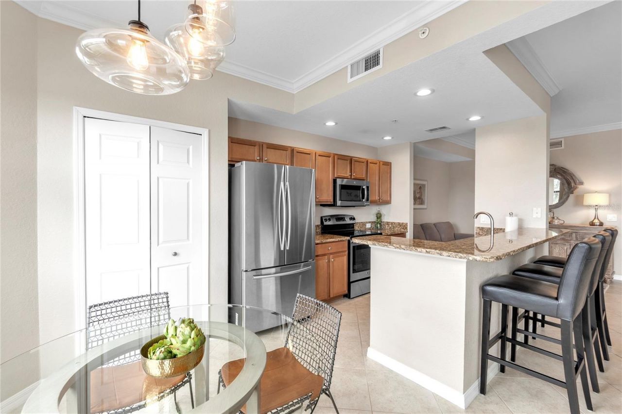 7015 River Hammock Drive, Unit 203, Bradenton, FL 34212 Photo