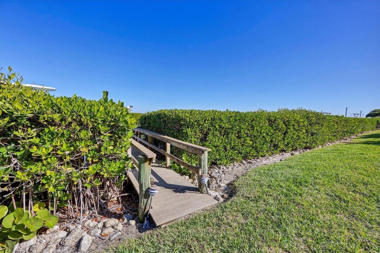 3540 Mistletoe Lane, Longboat Key, FL 34228 Photo