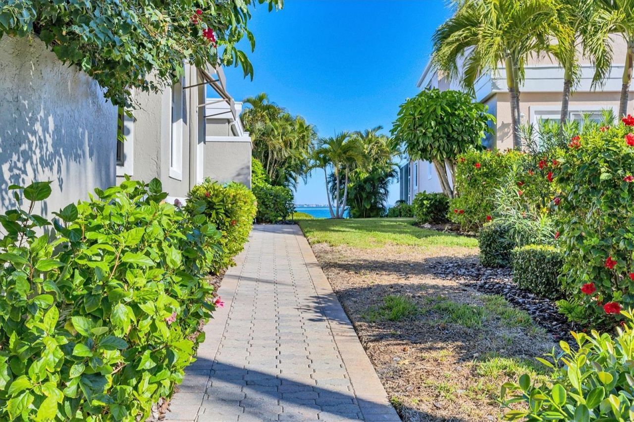 3540 Mistletoe Lane, Longboat Key, FL 34228 Photo