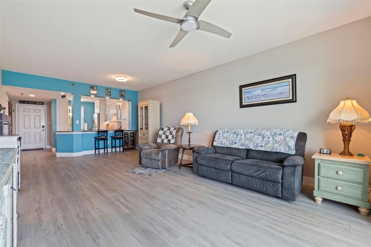 7979 Sailboat Key Boulevard S, Unit 202, South Pasadena, FL 33707 Photo