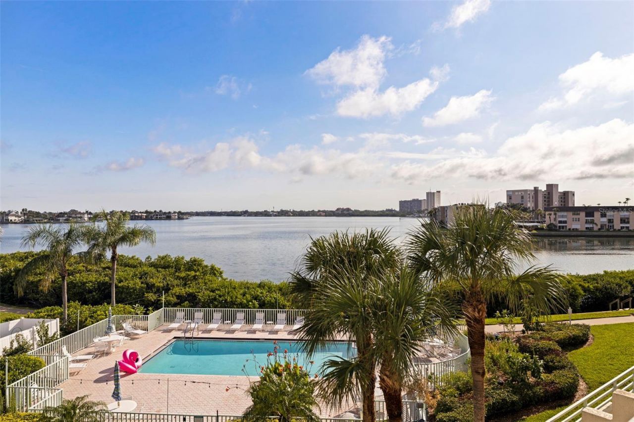 7979 Sailboat Key Boulevard S, Unit 202, South Pasadena, FL 33707 Photo