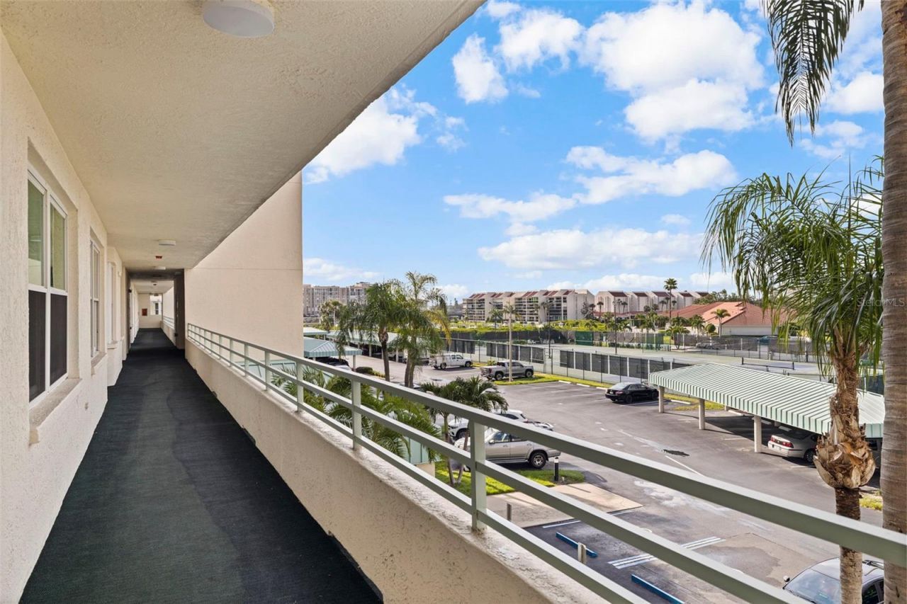 7979 Sailboat Key Boulevard S, Unit 202, South Pasadena, FL 33707 Photo