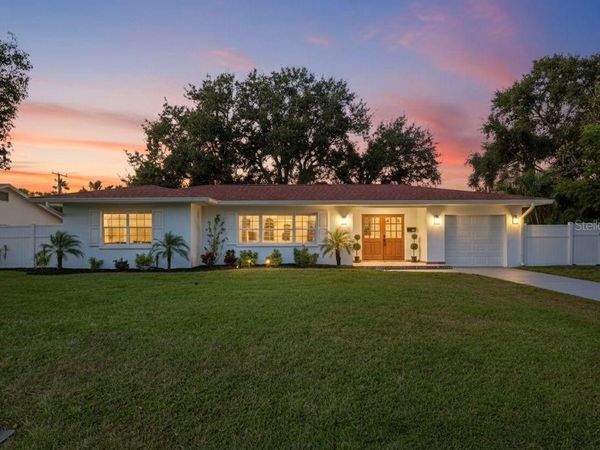 1736 GOLF VIEW DRIVE, BELLEAIR, FL 33756