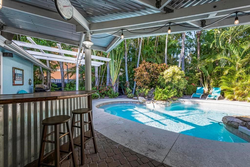 314 61st Street, Holmes Beach, FL 34217 Photo