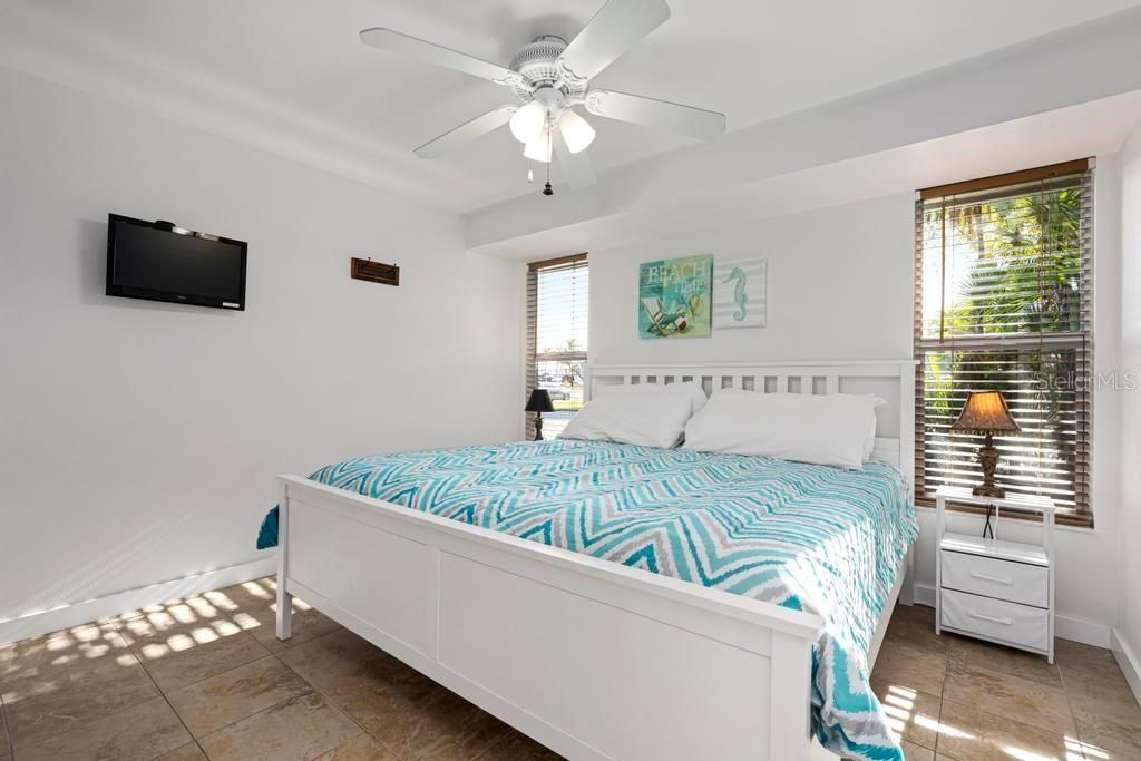 314 61st Street, Holmes Beach, FL 34217 Photo