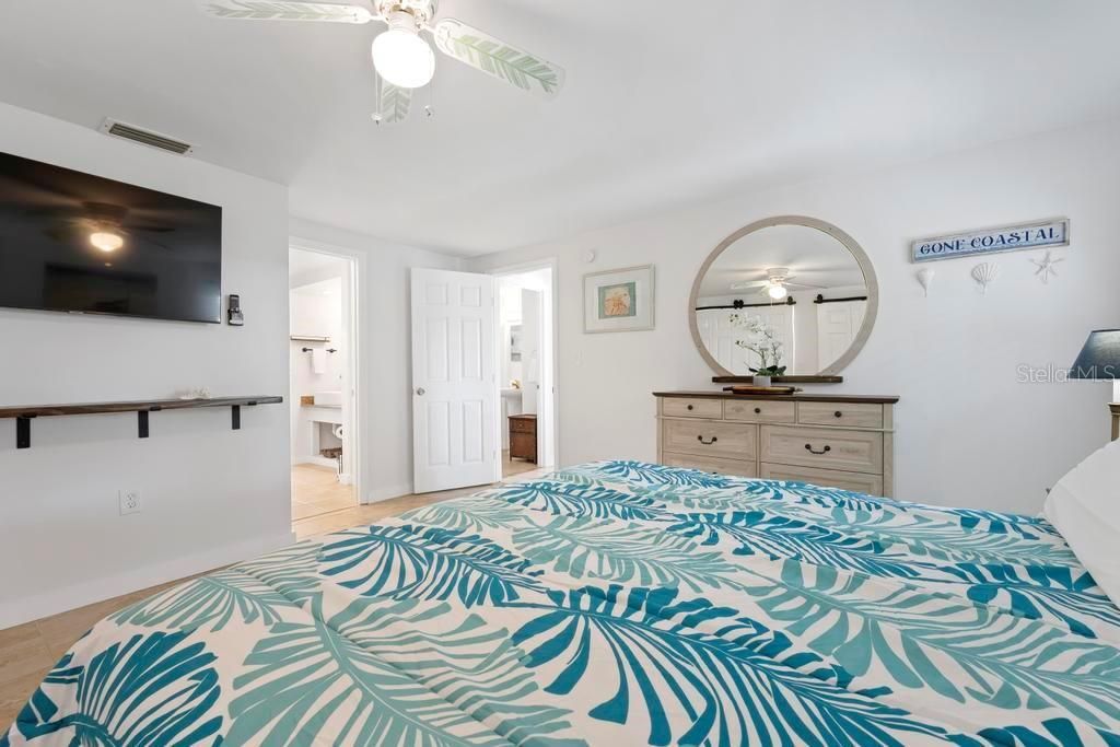 314 61st Street, Holmes Beach, FL 34217 Photo