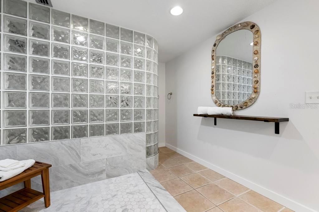 314 61st Street, Holmes Beach, FL 34217 Photo