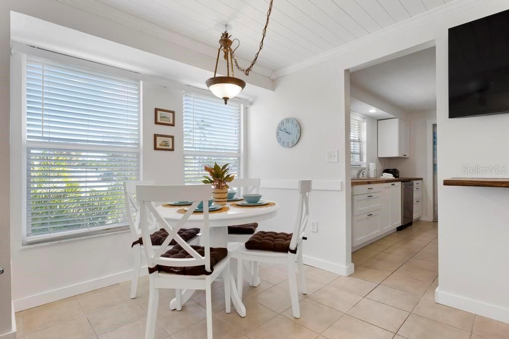 314 61st Street, Holmes Beach, FL 34217 Photo