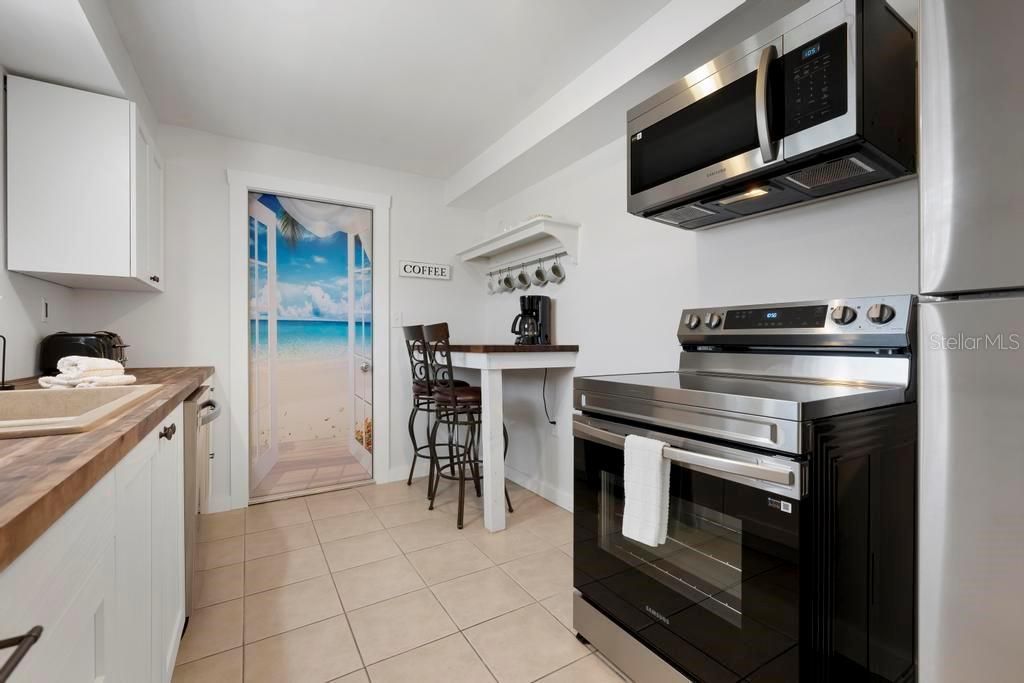 314 61st Street, Holmes Beach, FL 34217 Photo