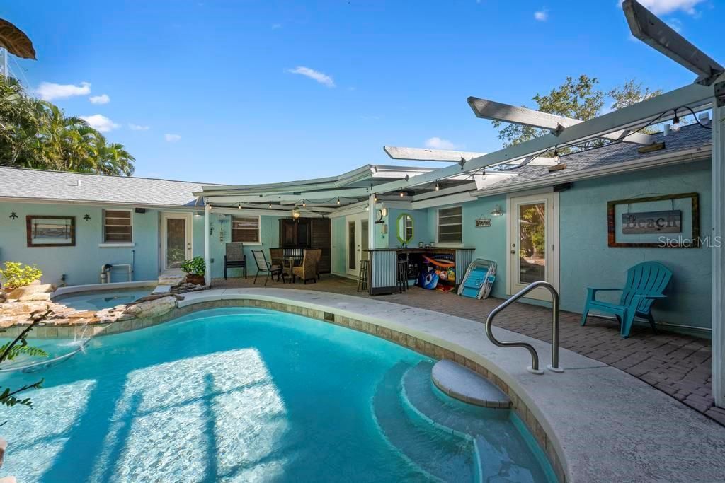 314 61st Street, Holmes Beach, FL 34217 Photo