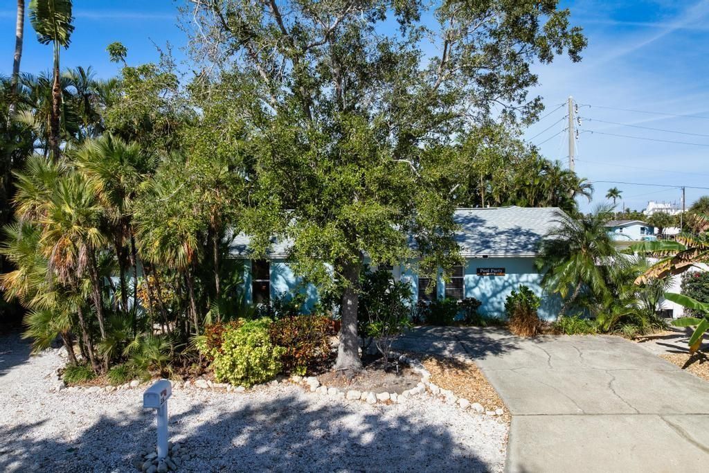 314 61st Street, Holmes Beach, FL 34217 Photo