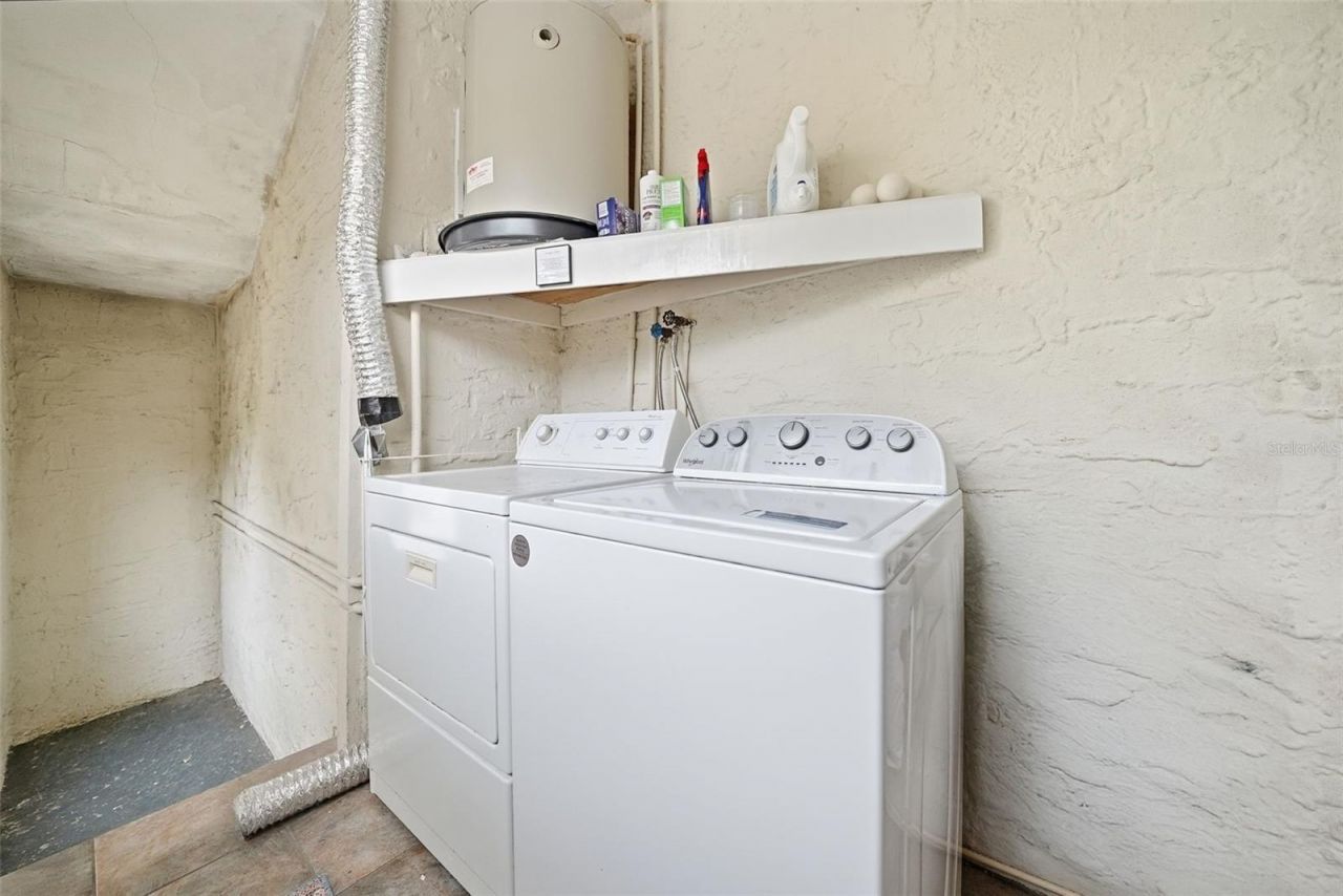 8334 Diagonal Road N, Saint Petersburg, FL 33702 Photo