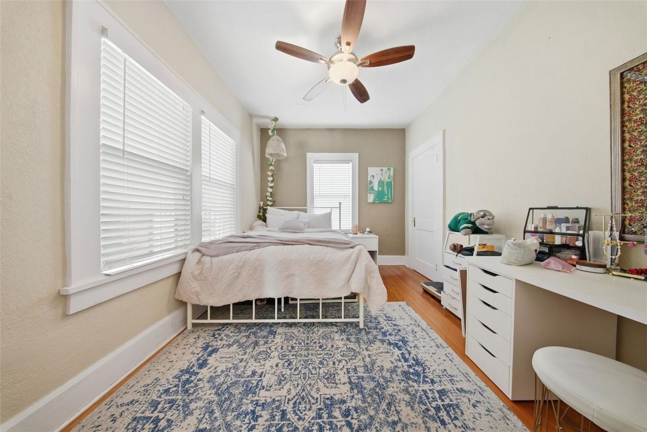 8334 Diagonal Road N, Saint Petersburg, FL 33702 Photo