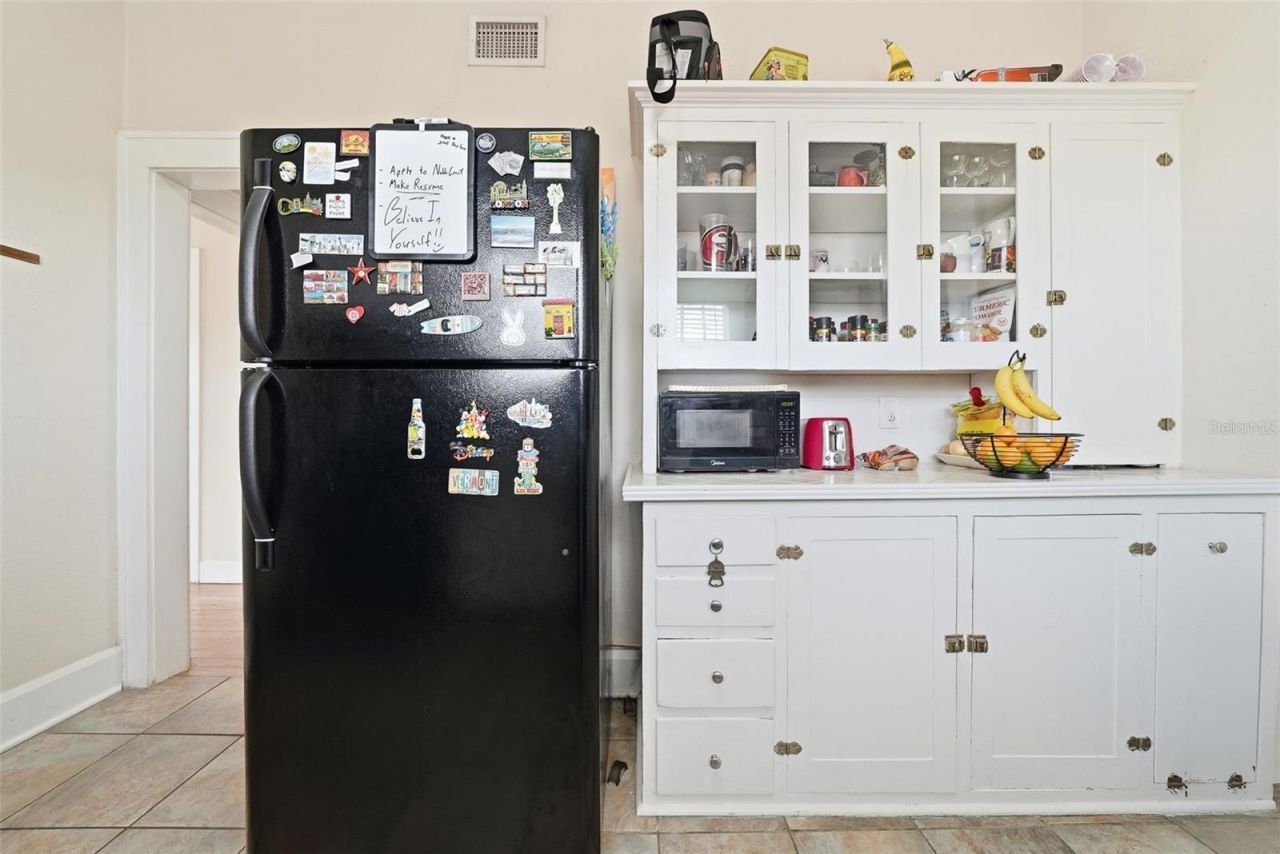 8334 Diagonal Road N, Saint Petersburg, FL 33702 Photo