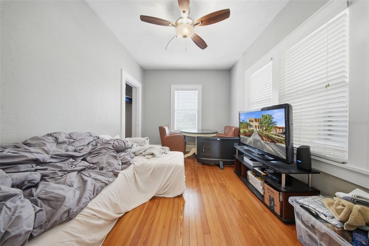 8334 Diagonal Road N, Saint Petersburg, FL 33702 Photo