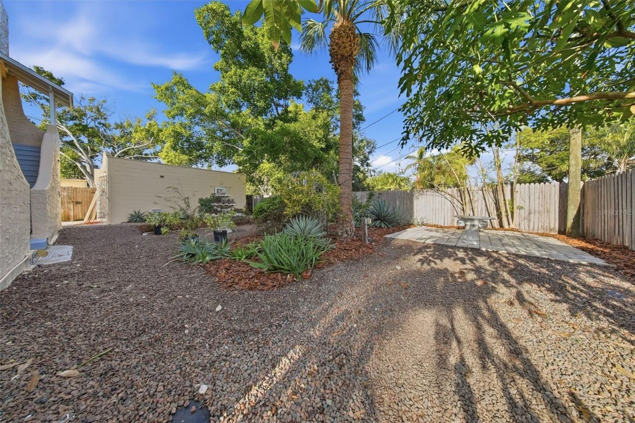 8334 Diagonal Road N, Saint Petersburg, FL 33702 Photo