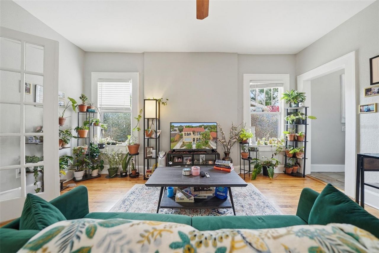 8334 Diagonal Road N, Saint Petersburg, FL 33702 Photo