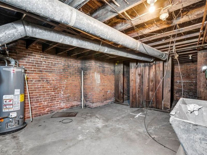 896 E 143rd Street, Cleveland, OH 44110 Photo 21