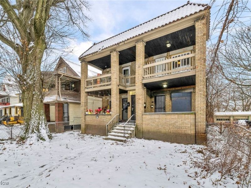 896 E 143rd Street, Cleveland, OH 44110 Photo 3