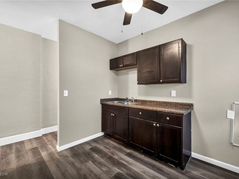 896 E 143rd Street, Cleveland, OH 44110 Photo 30