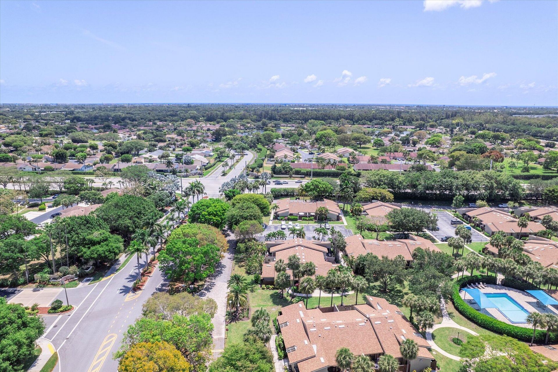 11 Meadows Drive, Boynton Beach, FL 33436 Photo