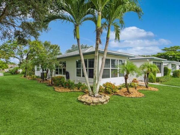 1230 S Drive Way, Unit A, Delray Beach, FL 33445